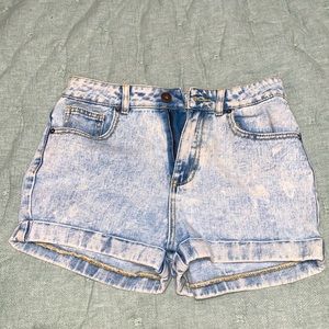 Bleached shorts